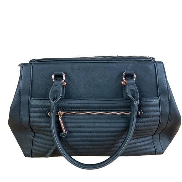 Torrid black purse with 3 compartments - Picture 2 of 14